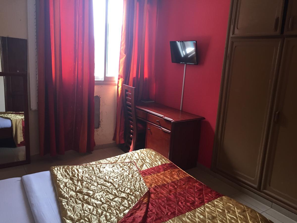 Hotel Lumiere Akwa دوالا المظهر الخارجي الصورة