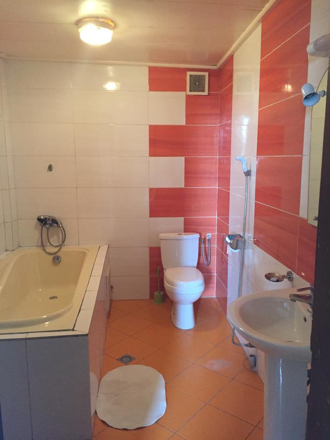 Hotel Lumiere Akwa دوالا المظهر الخارجي الصورة